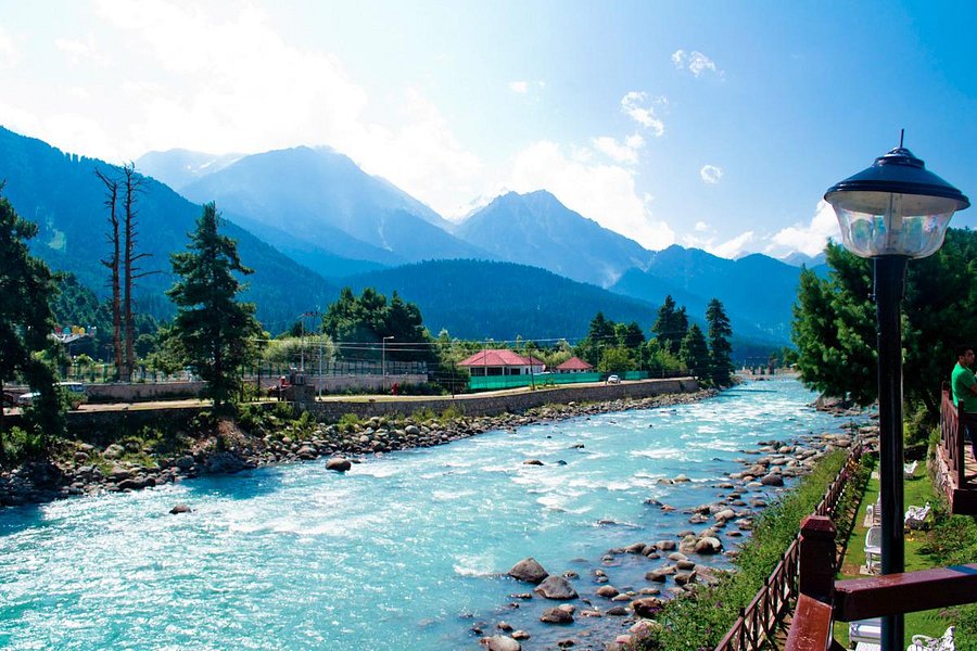 Kashmir Tour Packages