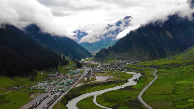 Kashmir Tour Packages From Indore