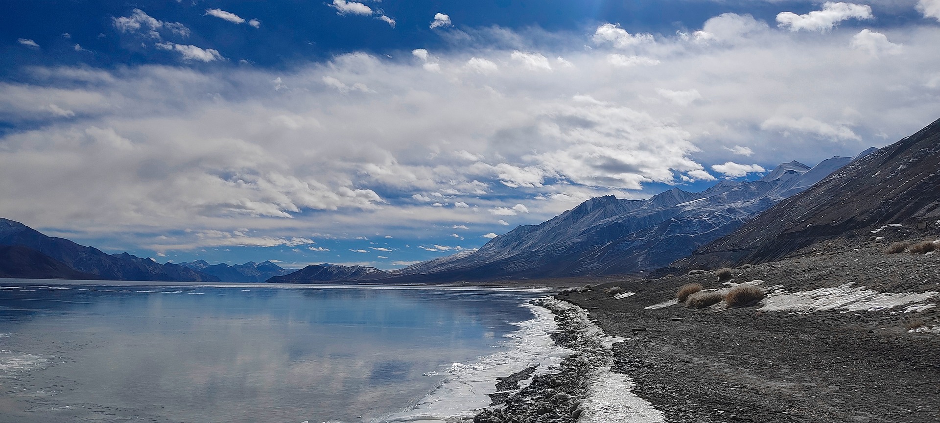 Manali to Leh Ladakh Tour Package  - Dream Travel Yaari® (a unit of DTYHOLIDAYS LLP)