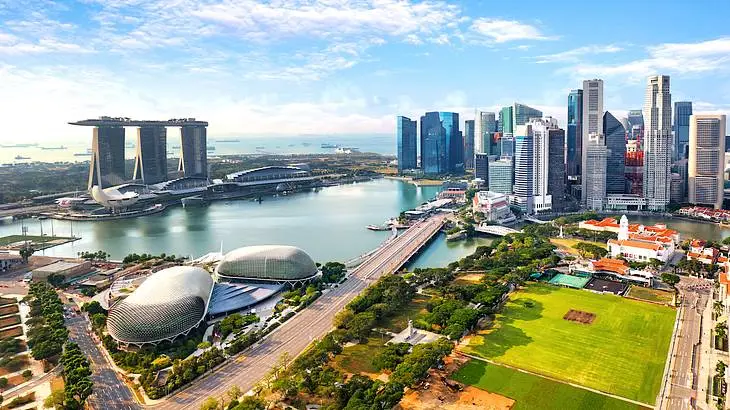 Dazzling Singapore - Dream Travel Yaari® (a unit of DTYHOLIDAYS LLP)