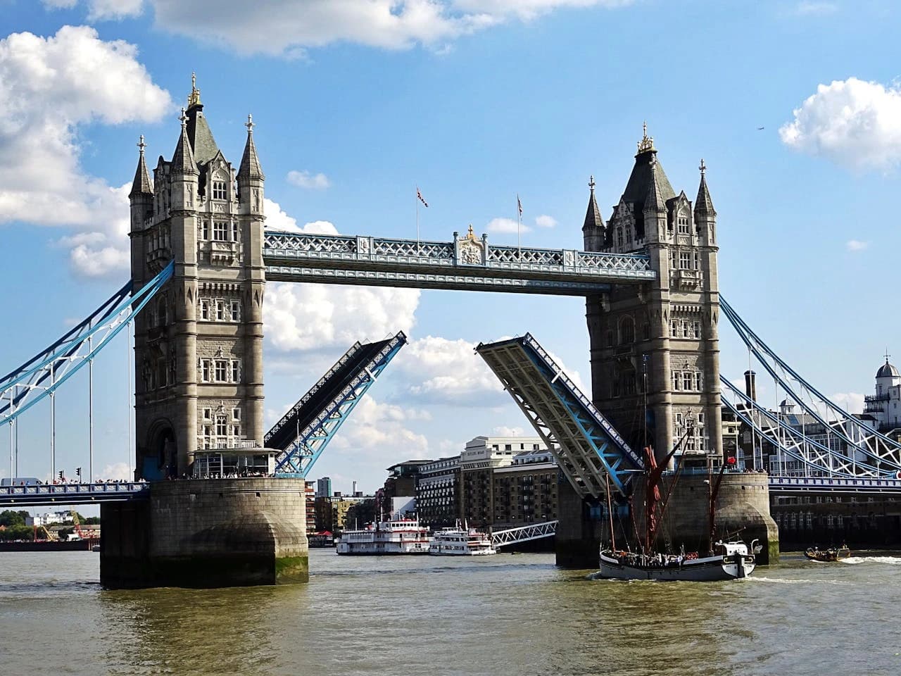 10 Nights 11 Days Exclusive Europe Tour Package