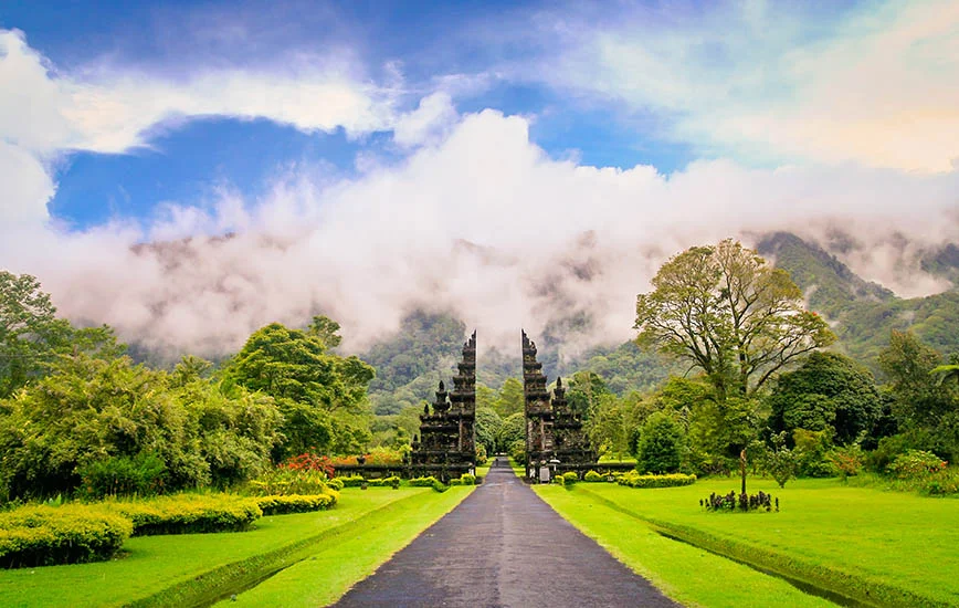 Handara Golf Course Gates - bali travel packages from jaipur