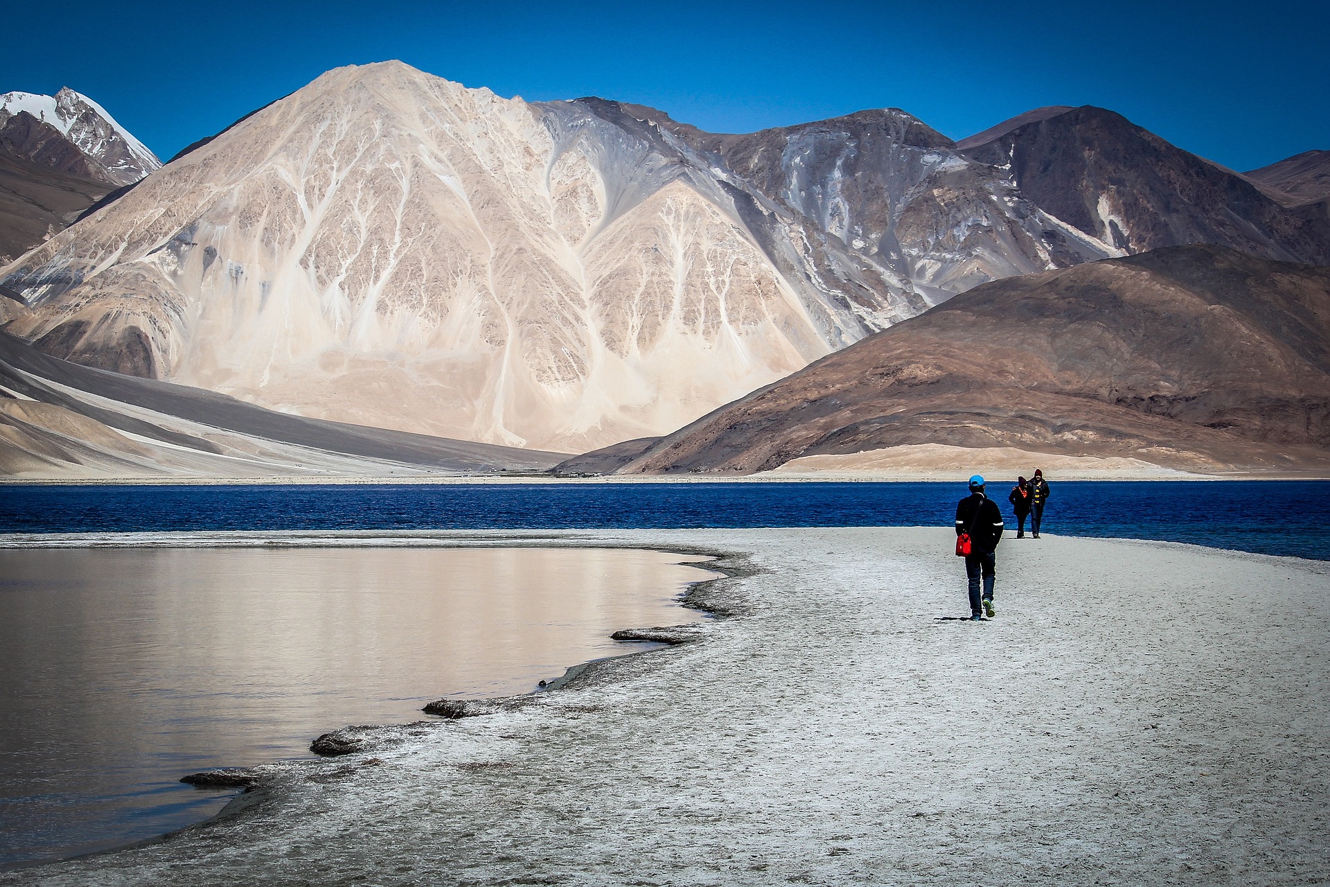 1668159667_761964-ladakh-gd7cce51f6_1920.jpg