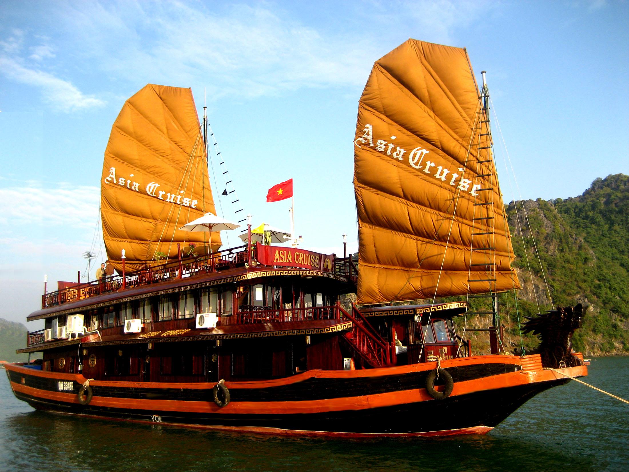 1689403353_942965-Asia_cruise_in_Halong_bay_Vietnam.jpeg