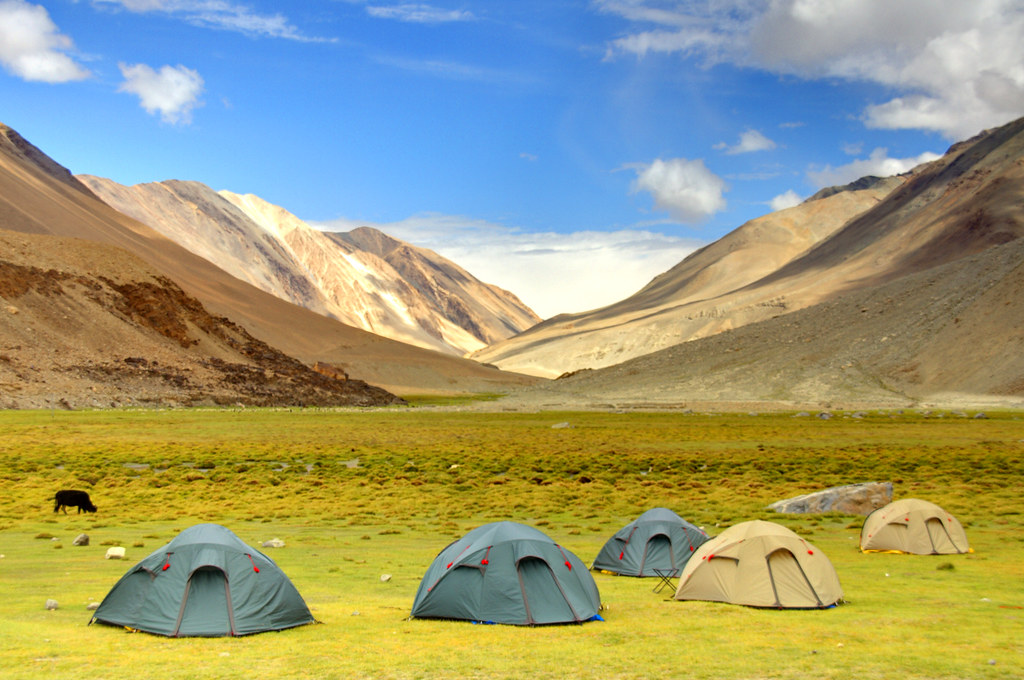 1707395265_357172-camping-leh-1.jpg