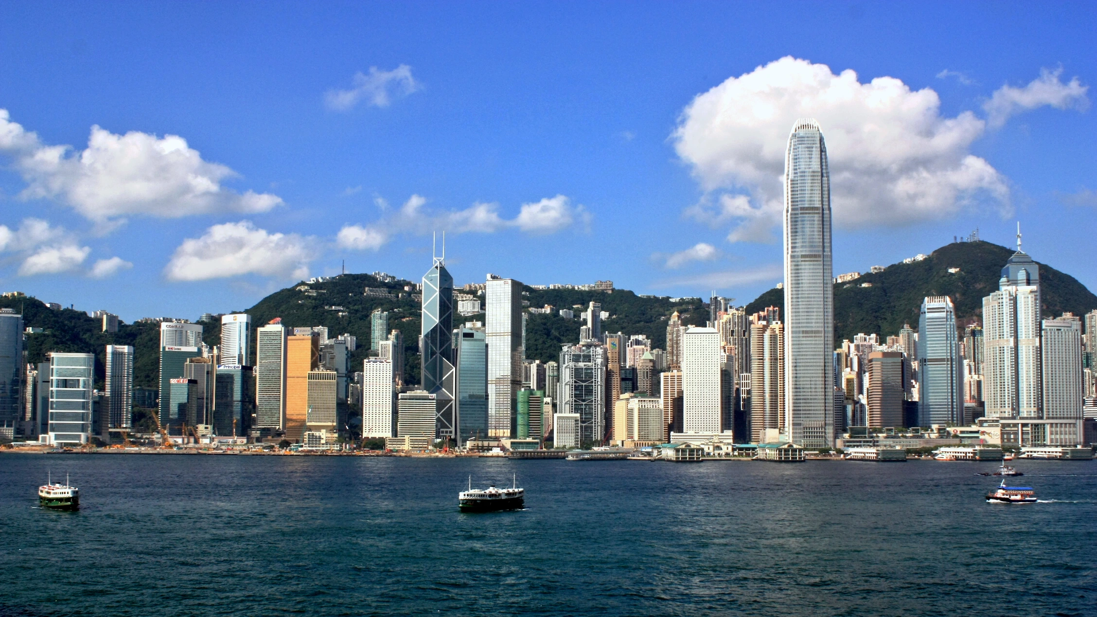 1747389168_273332-Hong-Kong-3-.webp