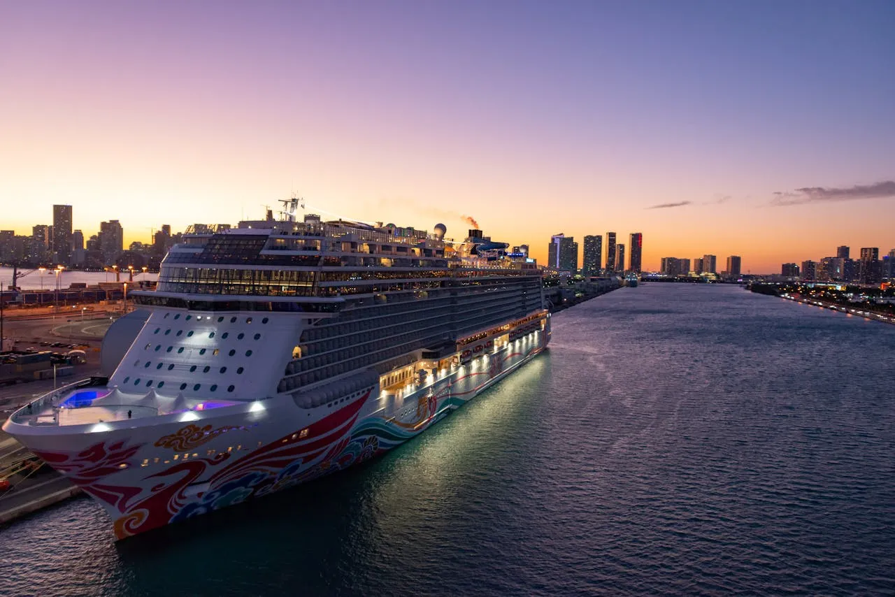 1780559770_41382-2-Nights-Cruise-Package-from-Singapore-2.webp