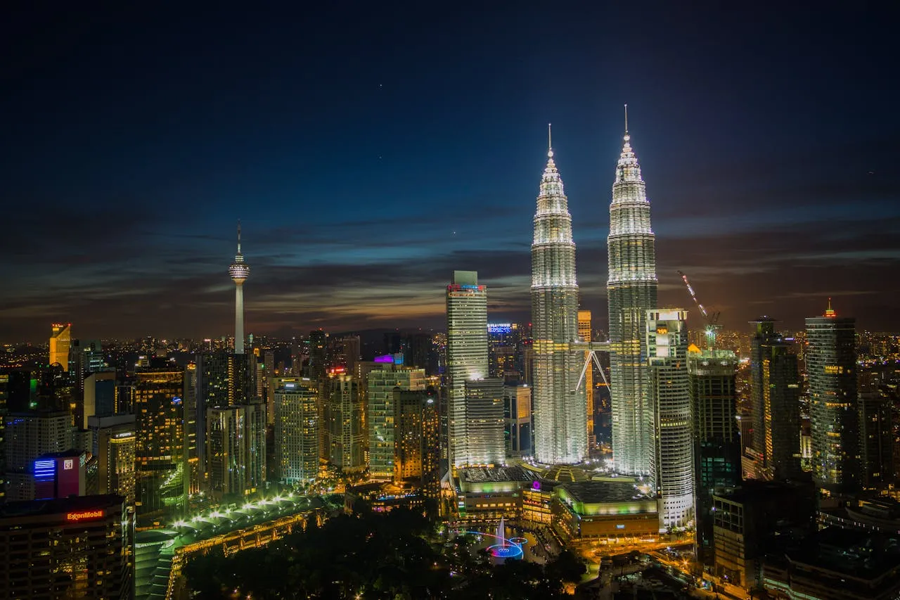 5 Days Malaysia Tour Package from Delhi