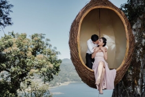 Bali with free Couple Swings 